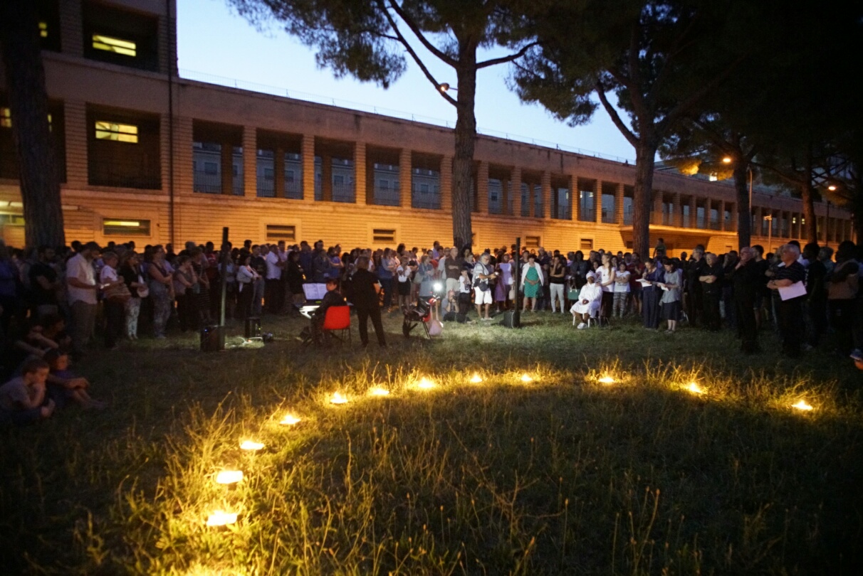 emmanuel, la preghiera di don vinicio: “ti chiediamo perdono”